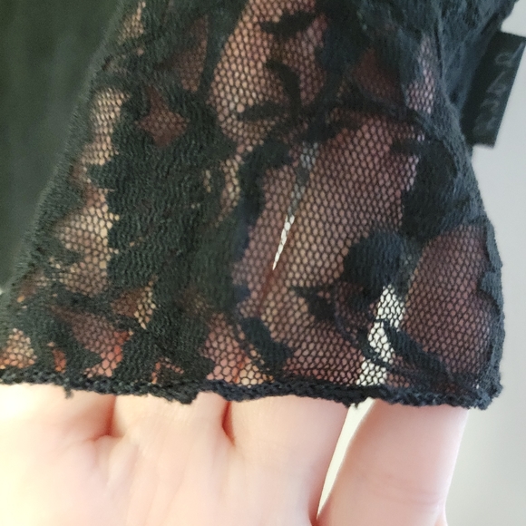 DKNY Black Lace Cropped Top Size L - Picture 5 of 5